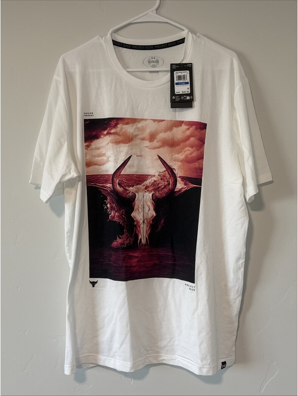 under armour project rock brahma bull t-shirt Mens XL White Loose 1386891-100